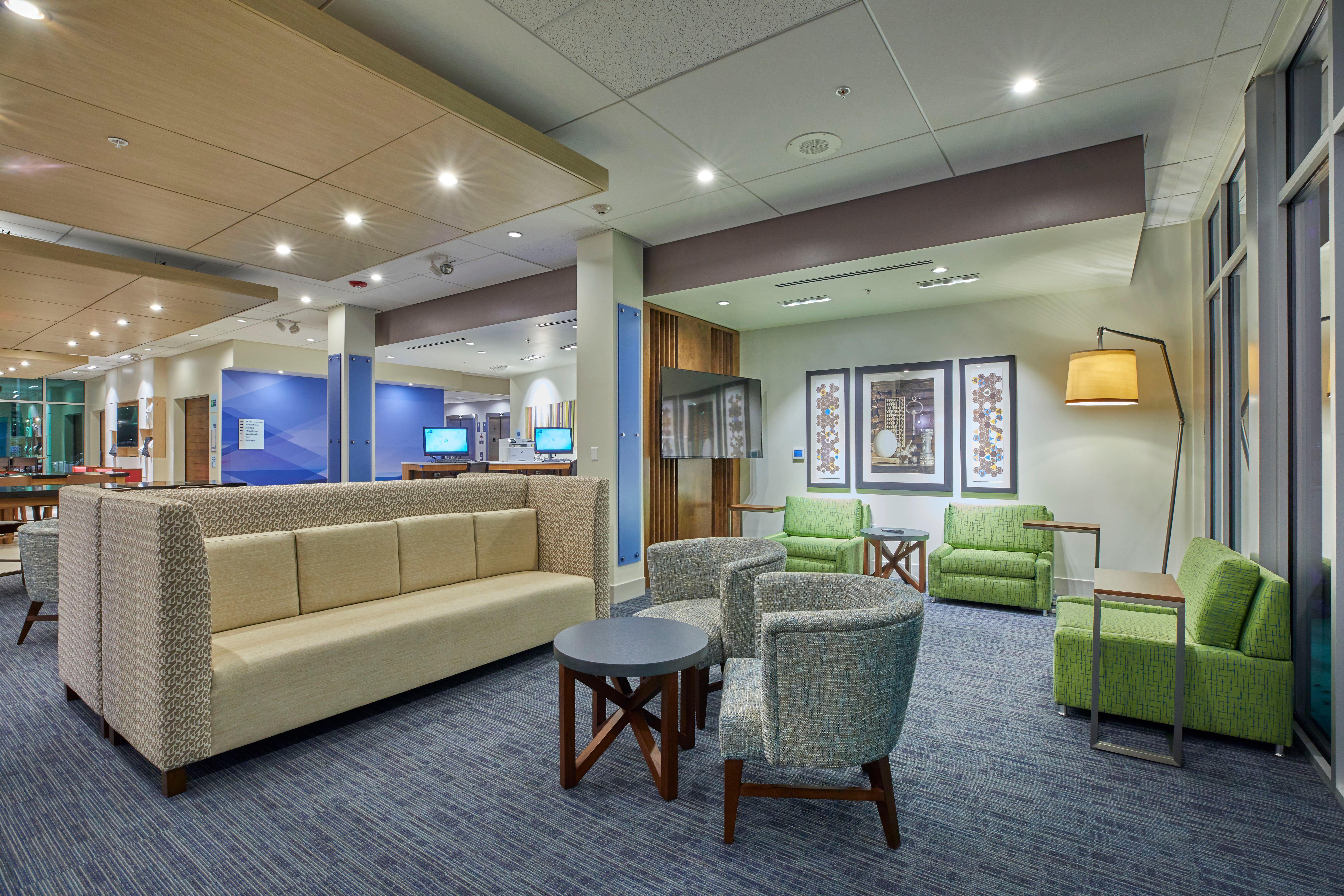 Holiday Inn Express & Suites - Hermiston Downtown By Ihg Exterior photo